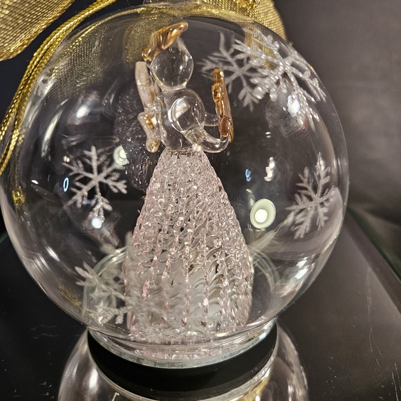 Lenox "Wonder Ball" Angel Christmas Tree Lighted Glass Globe Ornament hanging - Picture 4 of 12